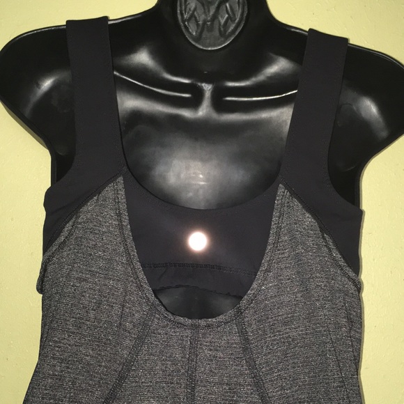 LULULEMON athetica Top size S. - Picture 5 of 8